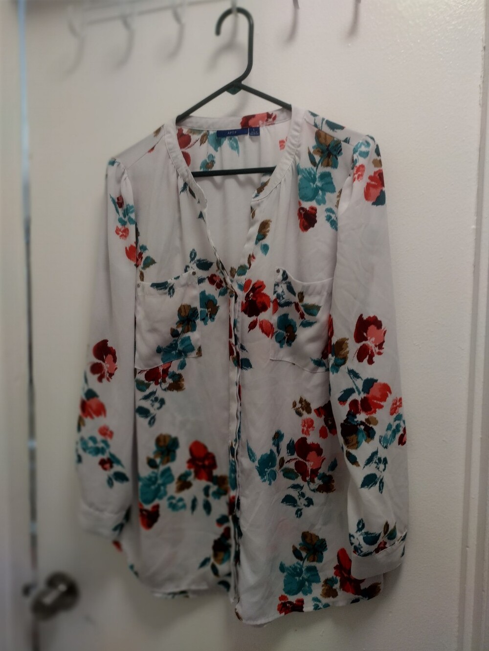 Lightweight Floral Blouse - White with Vibrant Colored Flowers Size Large